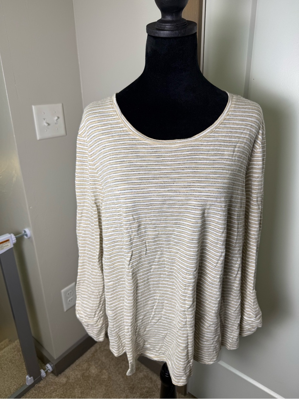 Chico's The Ultimate Tee Striped Cotton Blend Long Sleeve Cream‎ Tan Scoop Neck